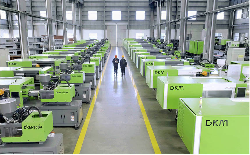 PG电子注塑车间